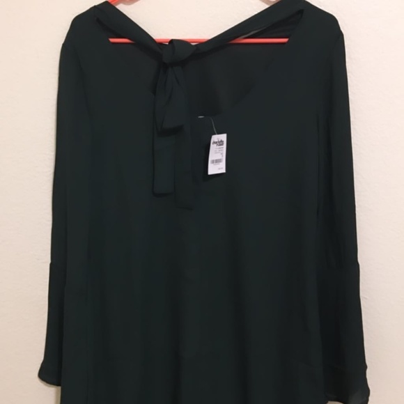 Tie Back Dress - Picture 3 of 4